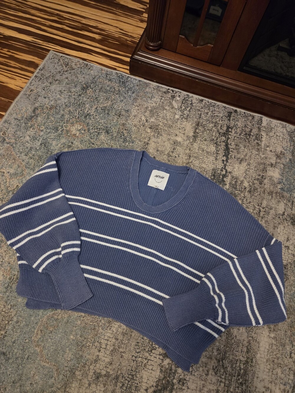 Aerie Beyond Cropped Striped V-Neck Ribbed Sweater Blue White Women's Size Large